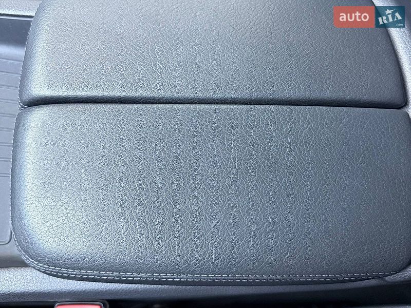 Позашляховик / Кросовер Audi Q7 2019 в Дніпрі