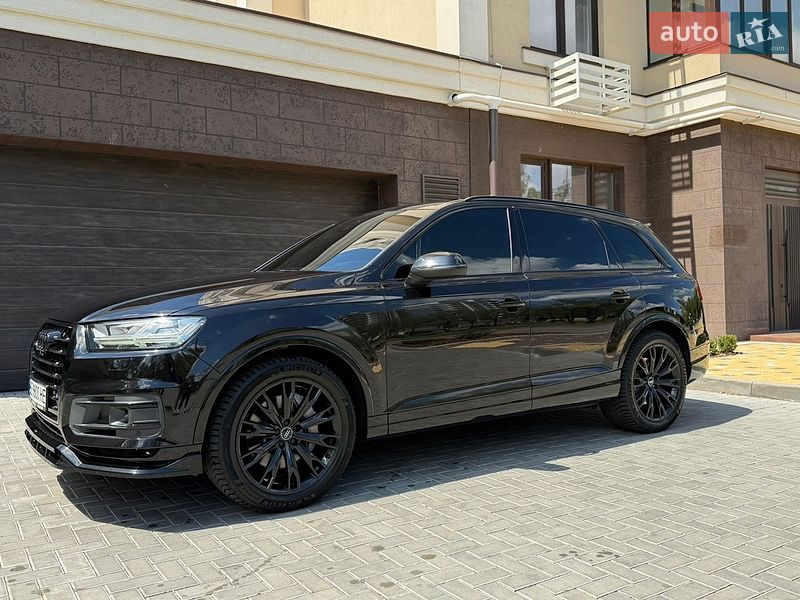 Внедорожник / Кроссовер Audi Q7 2018 в Николаеве