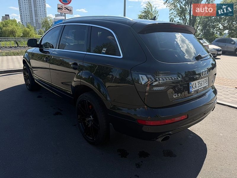Внедорожник / Кроссовер Audi Q7 2012 в Киеве