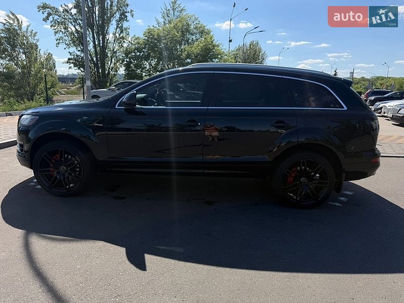 Внедорожник / Кроссовер Audi Q7 2012 в Киеве