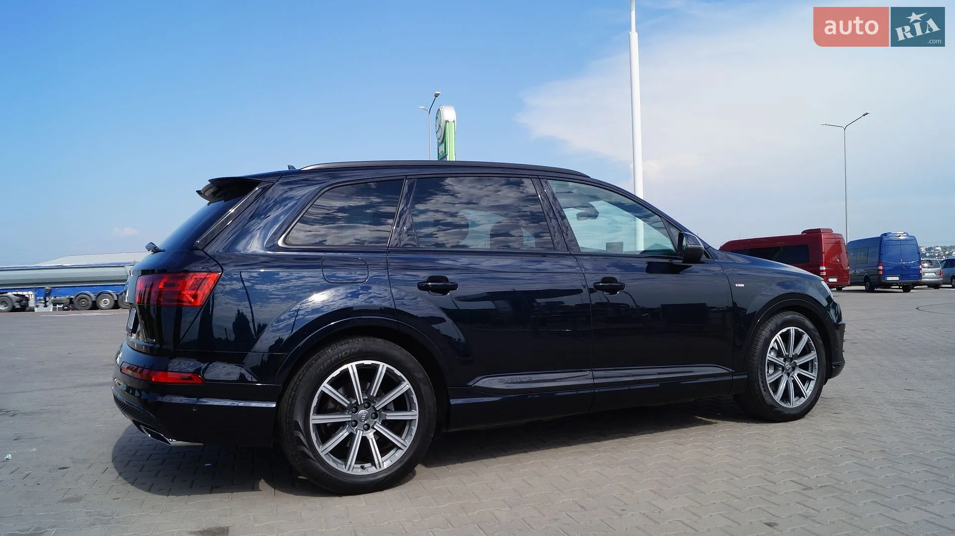 2017 Audi Q7 - мініатюра 12