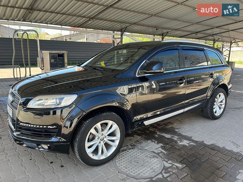 Внедорожник / Кроссовер Audi Q7 2006 в Сумах