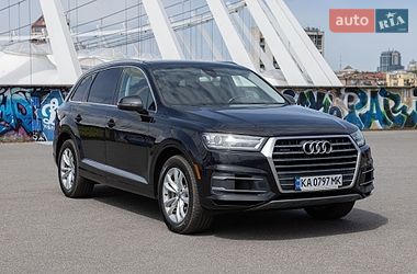 Внедорожник / Кроссовер Audi Q7 2016 в Киеве