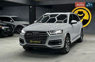 Позашляховик / Кросовер Audi Q7 2018 в Чернівцях