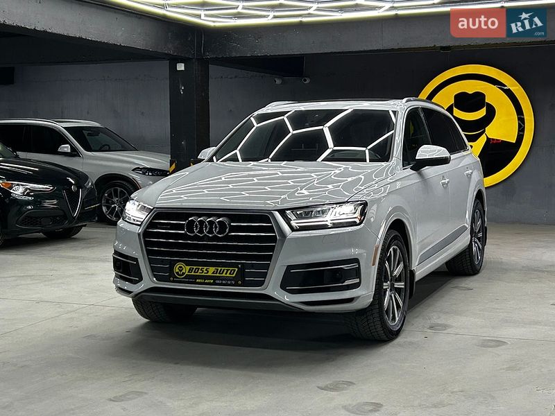 Позашляховик / Кросовер Audi Q7 2018 в Чернівцях