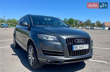 Внедорожник / Кроссовер Audi Q7 2015 в Ровно