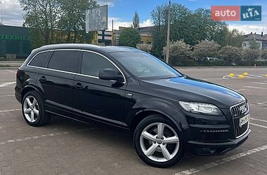Позашляховик / Кросовер Audi Q7 2011 в Житомирі