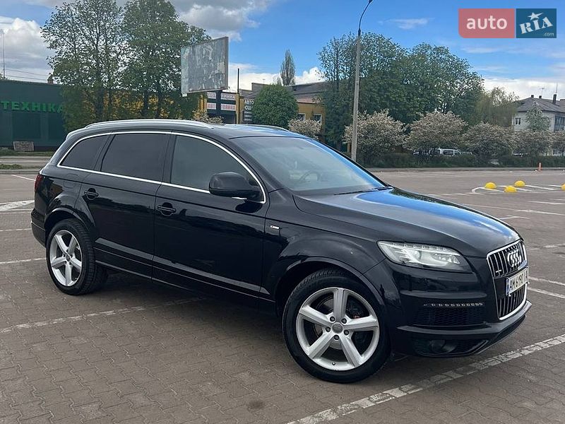 Позашляховик / Кросовер Audi Q7 2011 в Житомирі