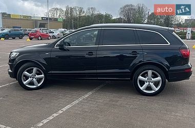 Позашляховик / Кросовер Audi Q7 2011 в Житомирі
