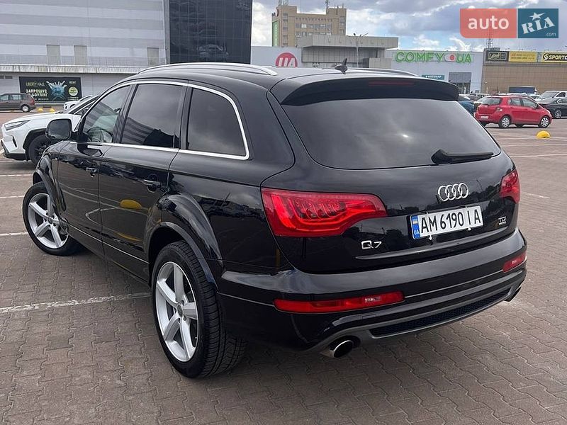 Позашляховик / Кросовер Audi Q7 2011 в Житомирі