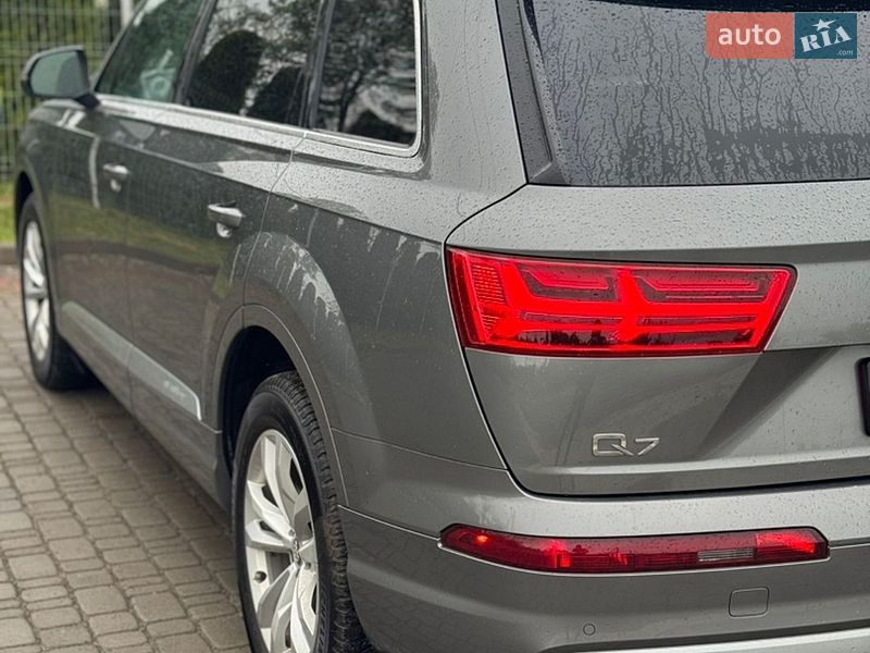 Внедорожник / Кроссовер Audi Q7 2018 в Львове