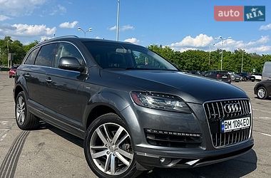 Внедорожник / Кроссовер Audi Q7 2014 в Сумах