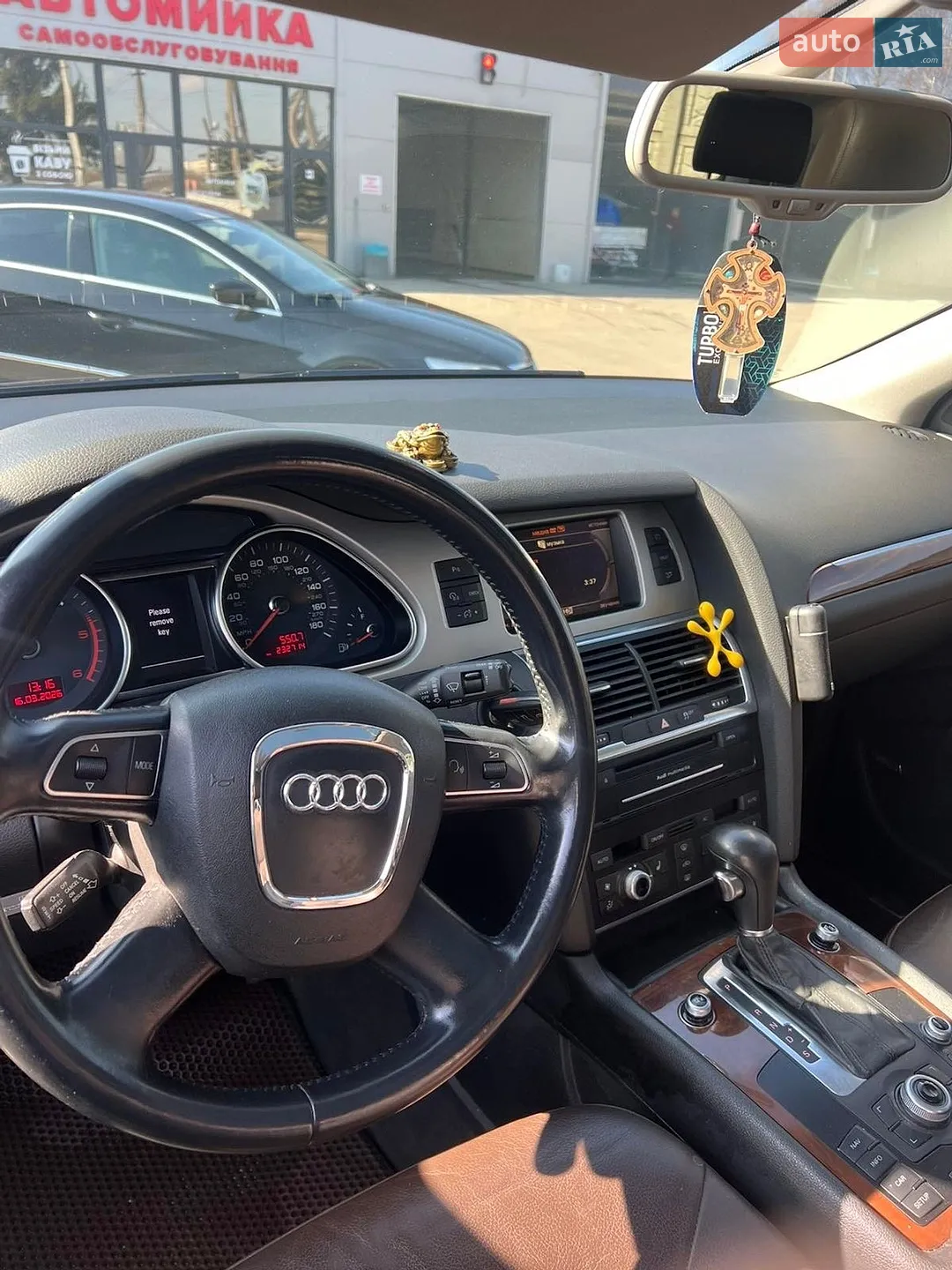 2011 Audi Q7 - мініатюра 10