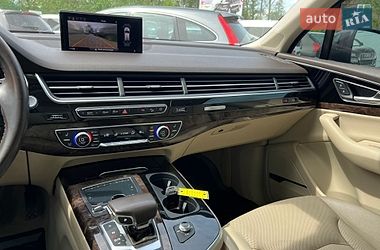 Позашляховик / Кросовер Audi Q7 2017 в Коломиї