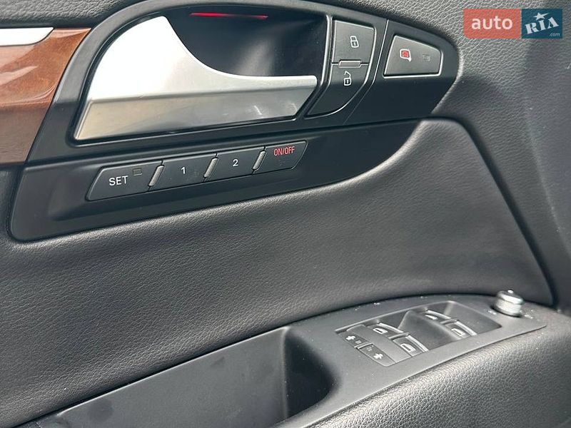 Внедорожник / Кроссовер Audi Q7 2012 в Киеве