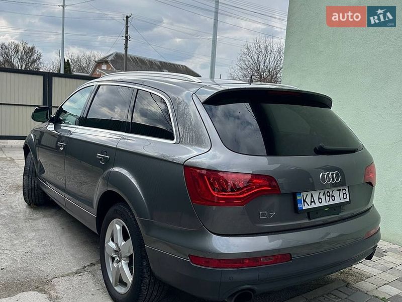 Внедорожник / Кроссовер Audi Q7 2012 в Киеве