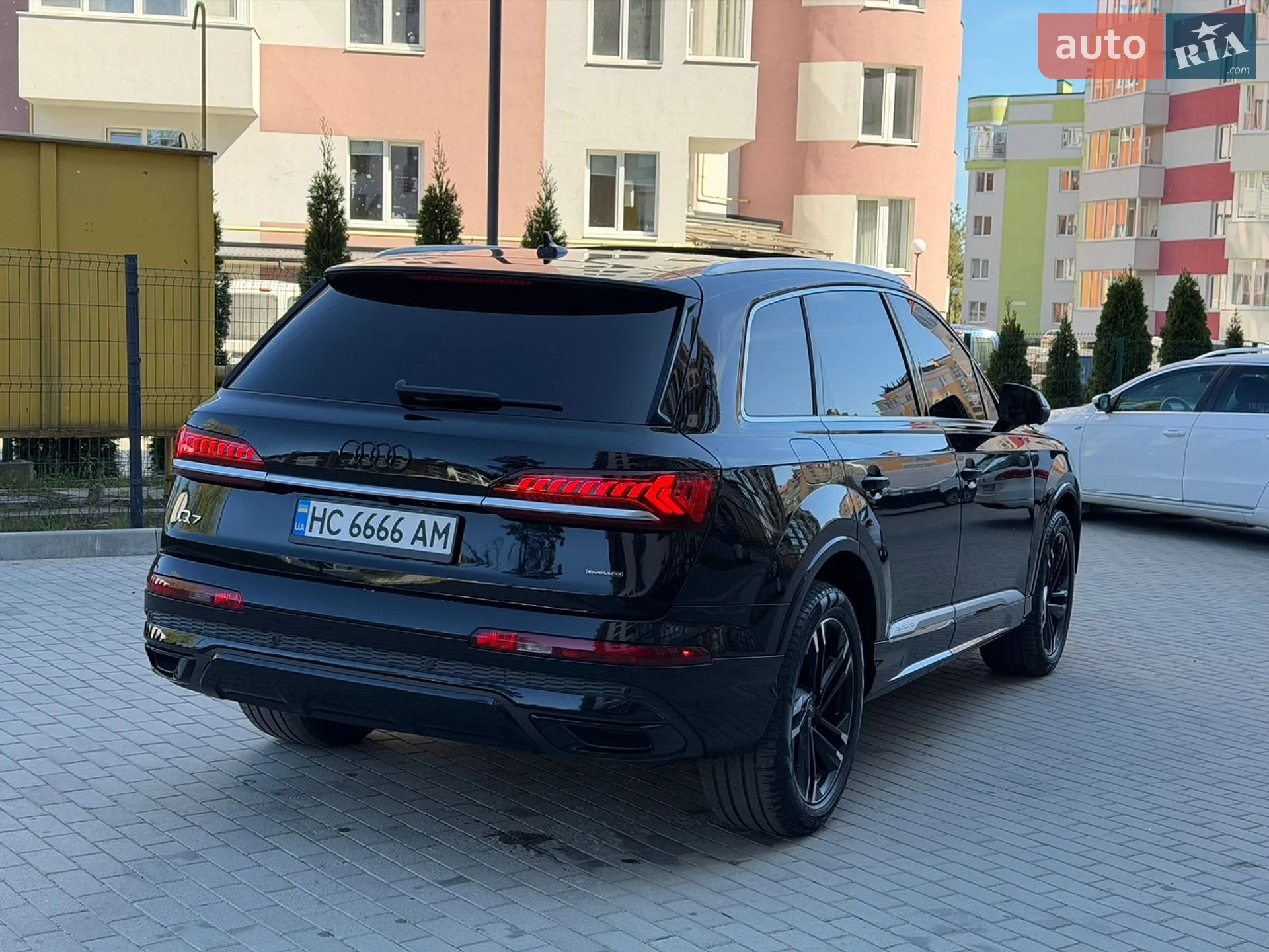 2020 Audi Q7 - мініатюра 8