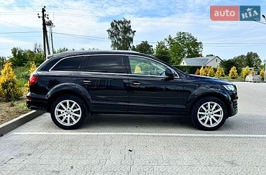 Позашляховик / Кросовер Audi Q7 2015 в Львові