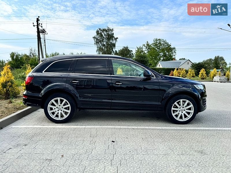 Позашляховик / Кросовер Audi Q7 2015 в Львові