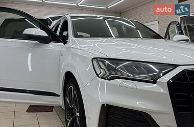 Внедорожник / Кроссовер Audi Q7 2021 в Киеве