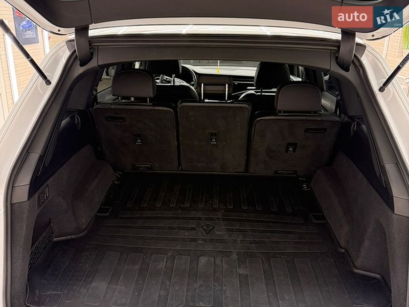 Внедорожник / Кроссовер Audi Q7 2021 в Киеве