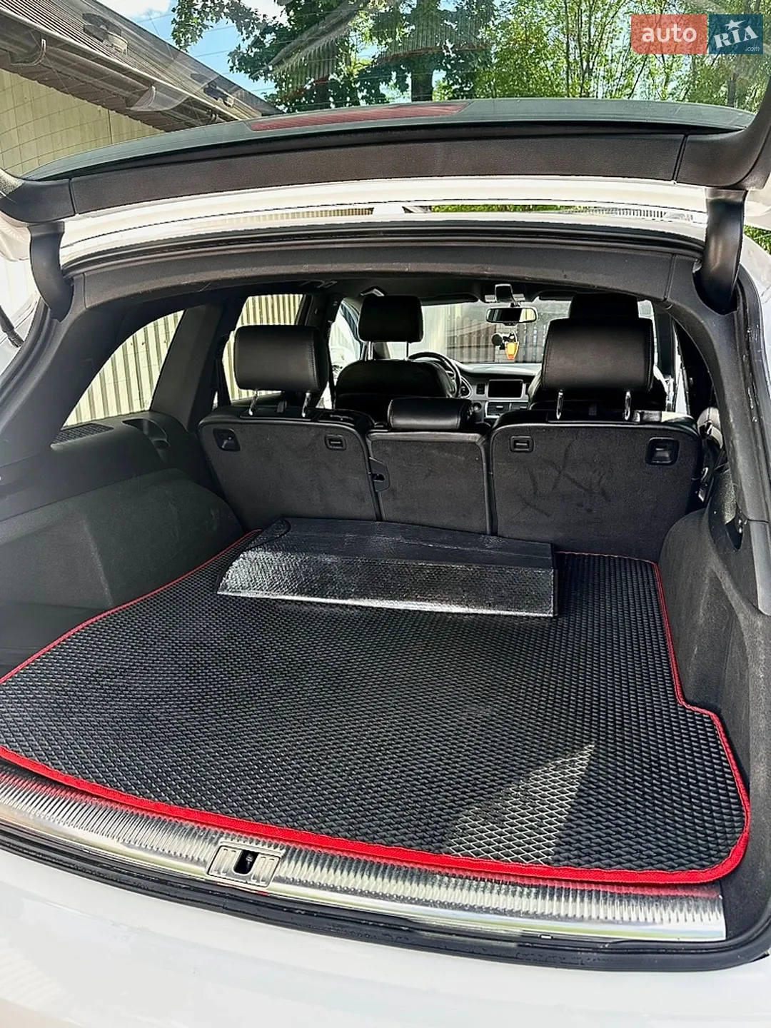 2010 Audi Q7 - мініатюра 16