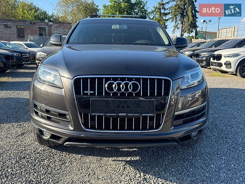 Позашляховик / Кросовер Audi Q7 2013 в Тернополі