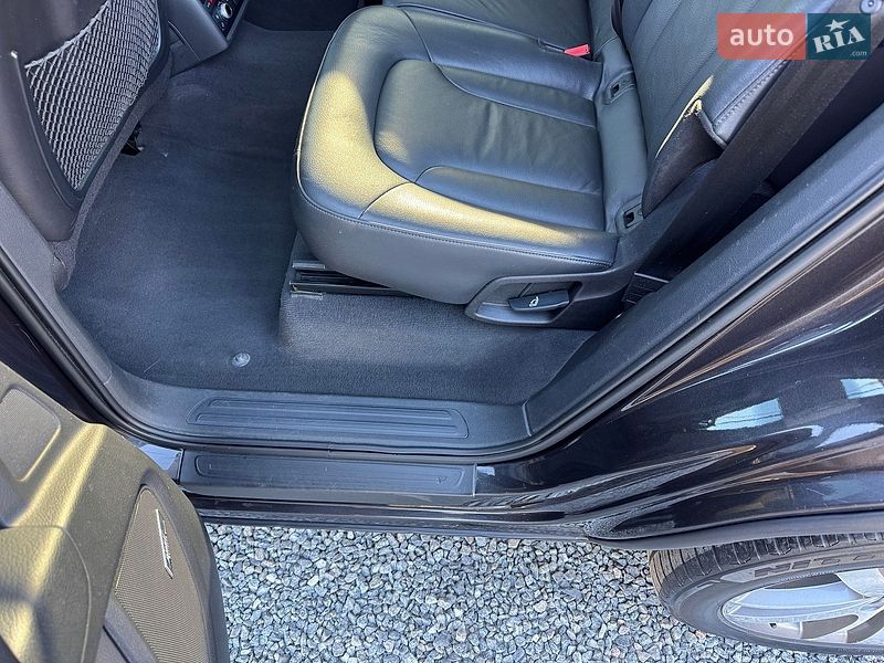 Позашляховик / Кросовер Audi Q7 2013 в Тернополі