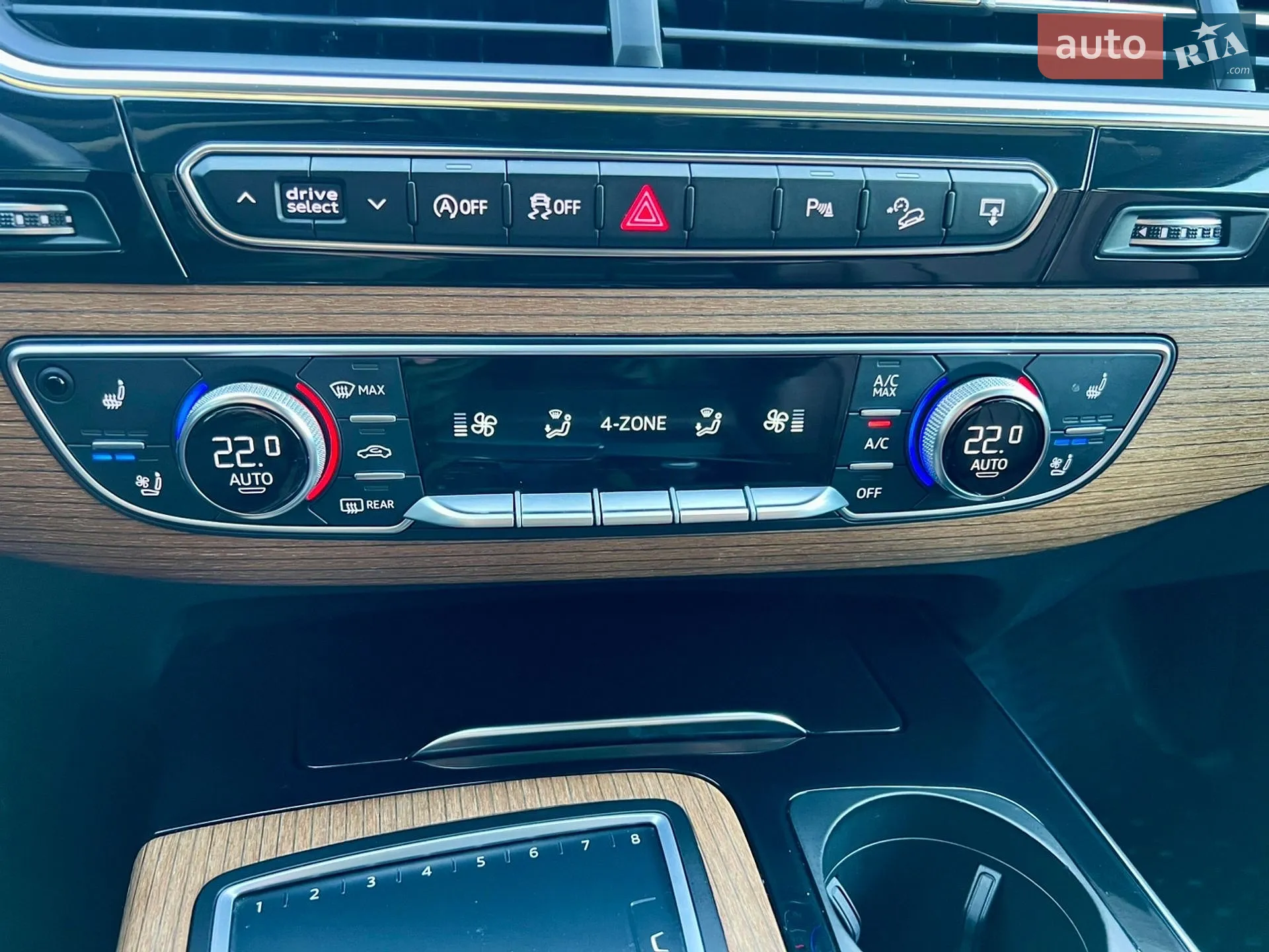 2016 Audi Q7 - мініатюра 26