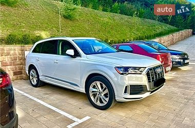 Внедорожник / Кроссовер Audi Q7 2022 в Тернополе