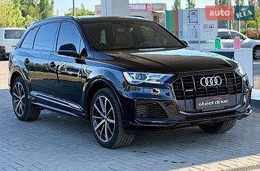 Позашляховик / Кросовер Audi Q7 2022 в Миколаєві