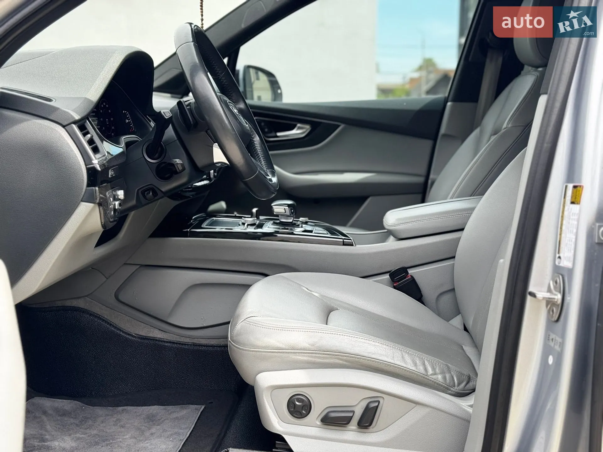 2017 Audi Q7 - мініатюра 61