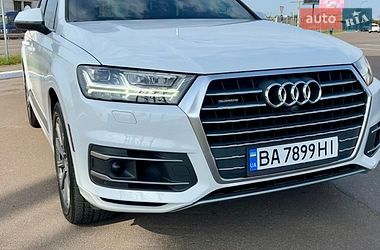 Позашляховик / Кросовер Audi Q7 2017 в Одесі