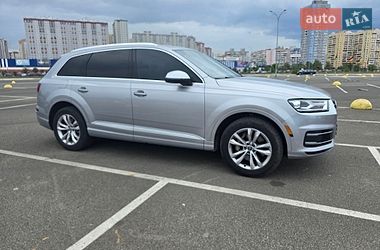 Позашляховик / Кросовер Audi Q7 2017 в Києві