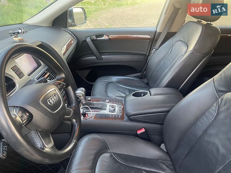Внедорожник / Кроссовер Audi Q7 2012 в Ровно