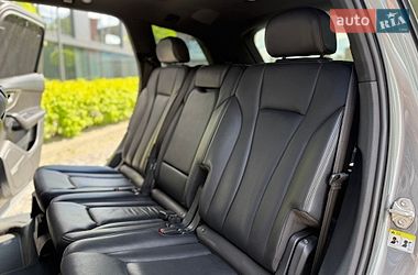 Внедорожник / Кроссовер Audi Q7 2017 в Львове