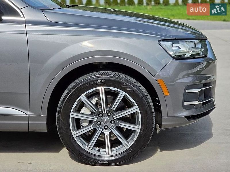 Позашляховик / Кросовер Audi Q7 2017 в Одесі
