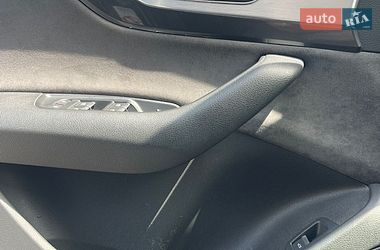 Внедорожник / Кроссовер Audi Q7 2017 в Киеве