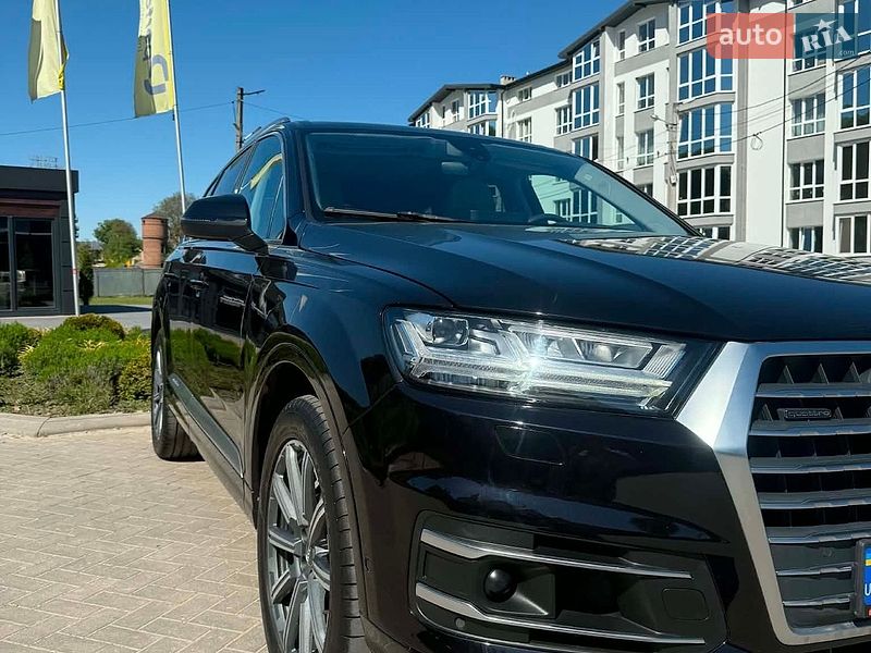 Позашляховик / Кросовер Audi Q7 2018 в Львові