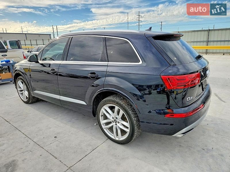 Внедорожник / Кроссовер Audi Q7 2017 в Львове