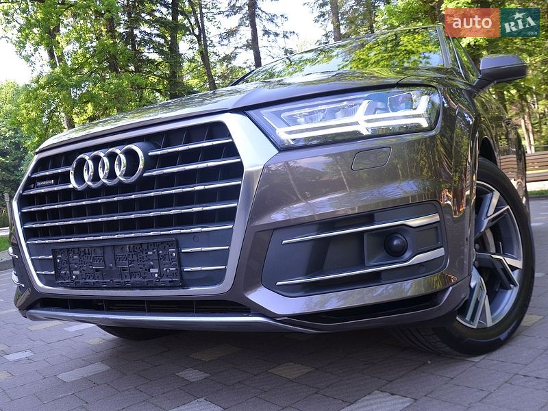 Позашляховик / Кросовер Audi Q7 2015 в Трускавці