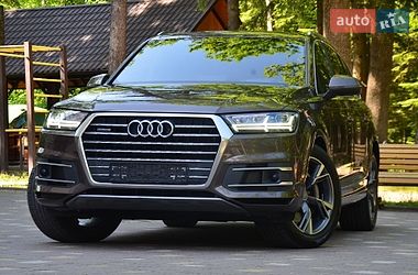 Позашляховик / Кросовер Audi Q7 2015 в Трускавці
