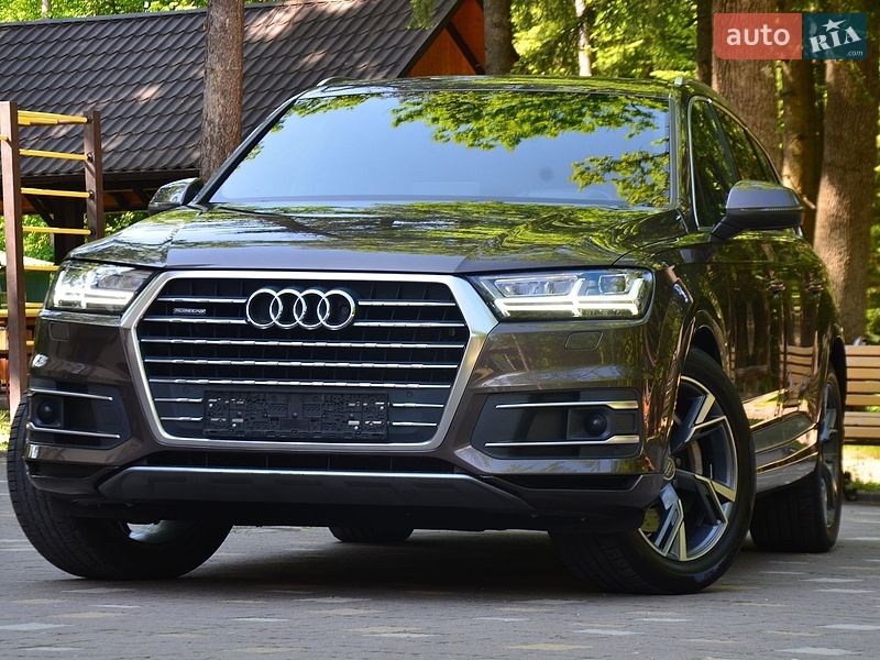 Позашляховик / Кросовер Audi Q7 2015 в Трускавці