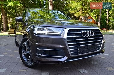 Позашляховик / Кросовер Audi Q7 2015 в Трускавці