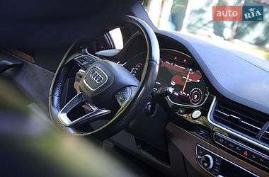 Позашляховик / Кросовер Audi Q7 2015 в Трускавці