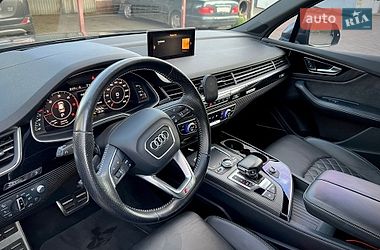 Позашляховик / Кросовер Audi Q7 2016 в Івано-Франківську