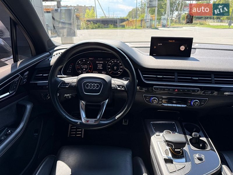 Позашляховик / Кросовер Audi Q7 2016 в Івано-Франківську