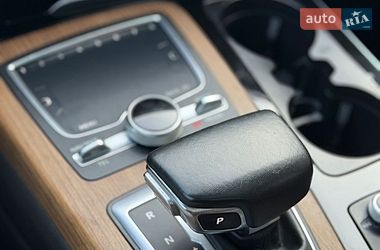 Позашляховик / Кросовер Audi Q7 2017 в Володимирі