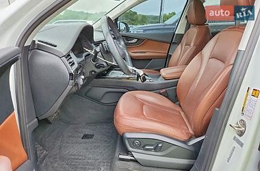 Позашляховик / Кросовер Audi Q7 2018 в Львові