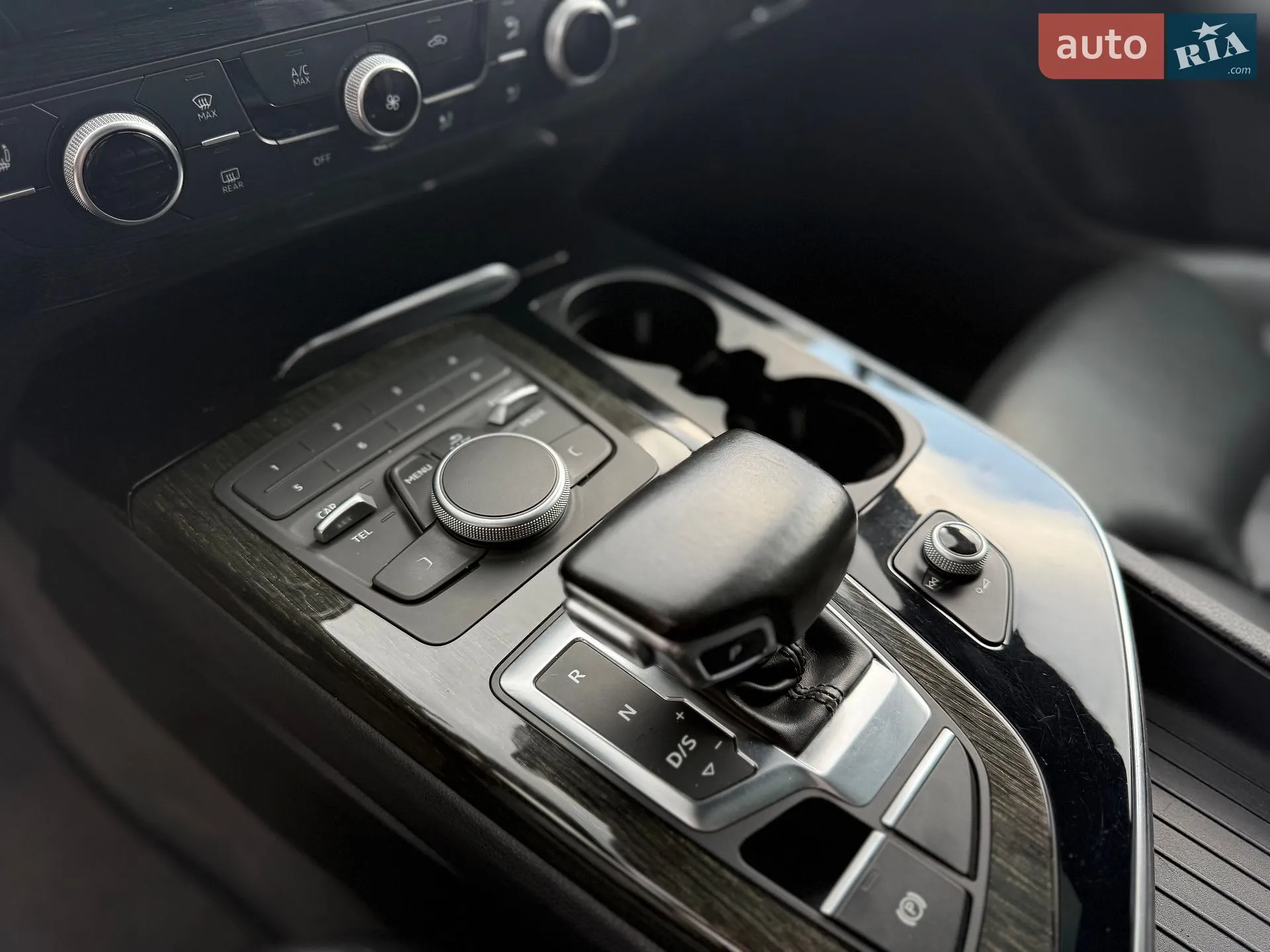 2016 Audi Q7 - мініатюра 18